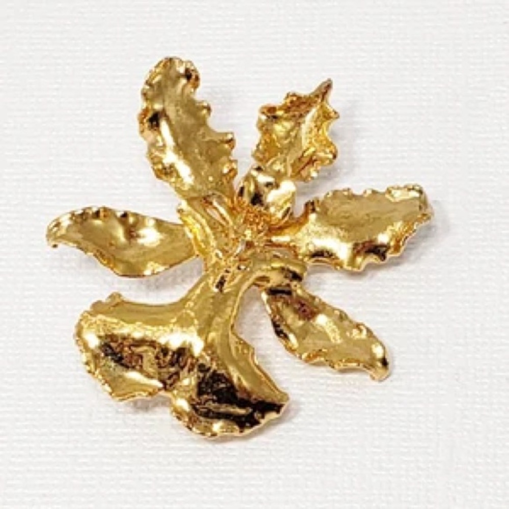 Elegant Vintage 22 KGP Gold Orchid Brooch Pin Pendant
Jewelry